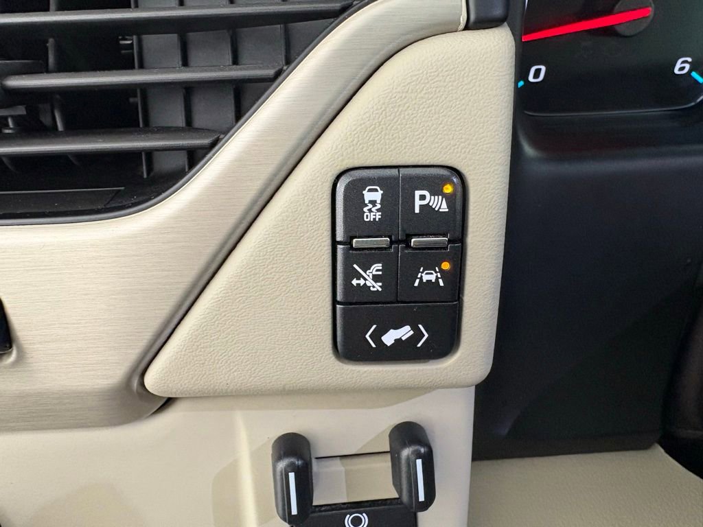 Used 2020 GMC Yukon Denali w/ Denali Ultimate Package image 19