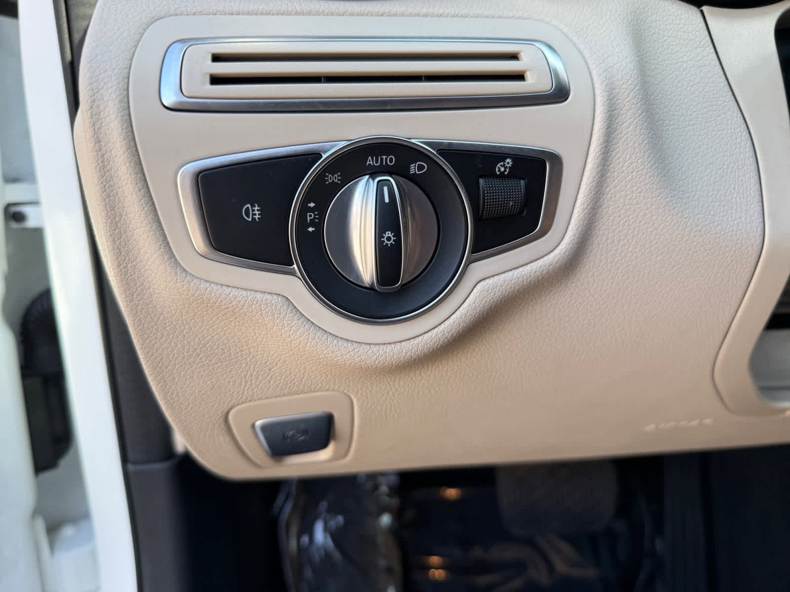 Certified 2021 Mercedes-Benz C 300 Sedan image 26