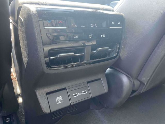 Used 2023 Acura MDX SH-AWD w/ Technology Package image 13