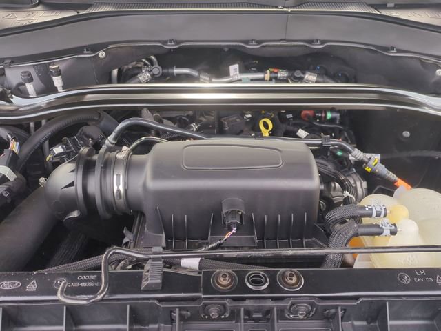 Used 2023 Ford Explorer Limited AWD/4WD image 37