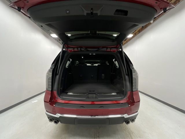 New 2026 Chevrolet Suburban Premier image 27