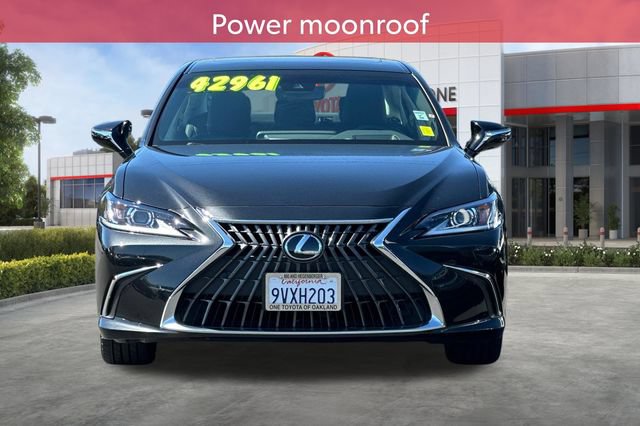 Used 2025 Lexus ES 300h w/ Premium Package FWD image 12