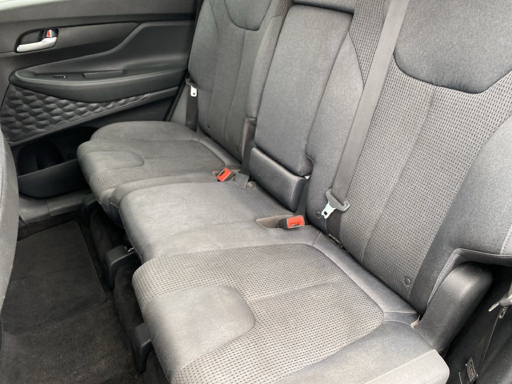 Used 2022 Hyundai Santa Fe SEL FWD image 27