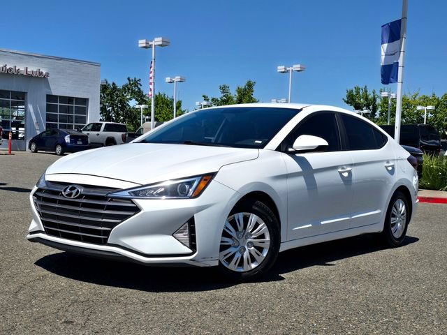 Used 2019 Hyundai Elantra SE w/ Cargo Package FWD image 3