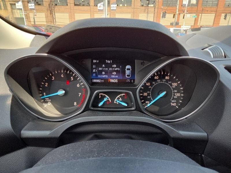 Used 2019 Ford Escape SEL AWD/4WD image 12