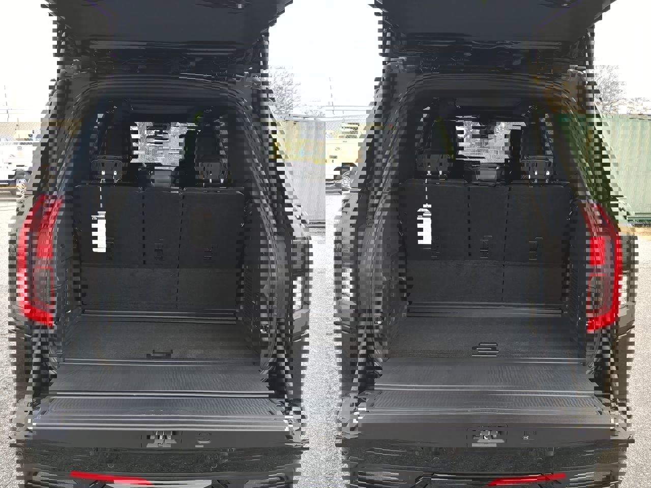 New 2026 Ford Expedition Platinum w/ Stealth Appearance Package image 11