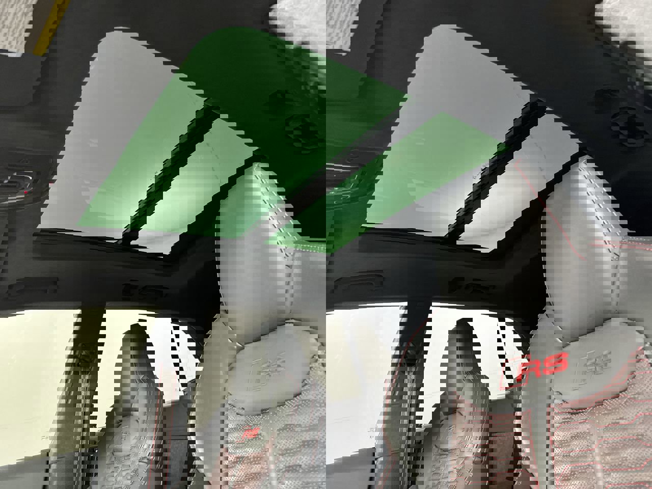 Certified 2025 Audi RS Q8 performance w/ Matte Carbon Package AWD/4WD image 18