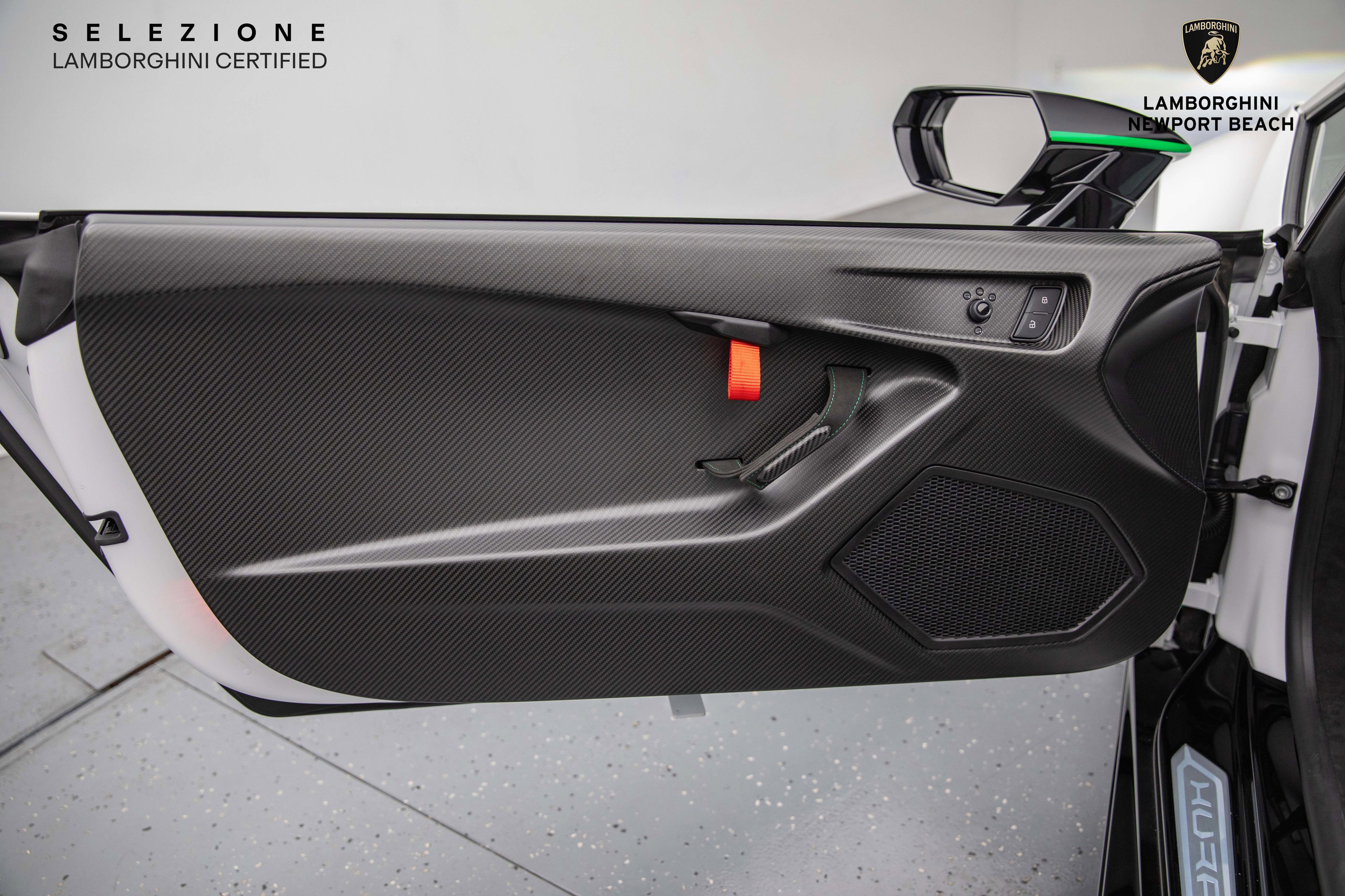 Used 2023 Lamborghini Huracan Tecnica image 37