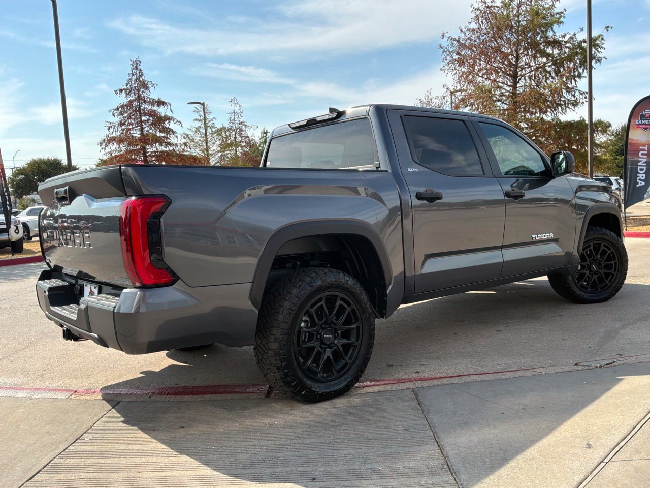 Used 2025 Toyota Tundra SR5 AWD/4WD image 6