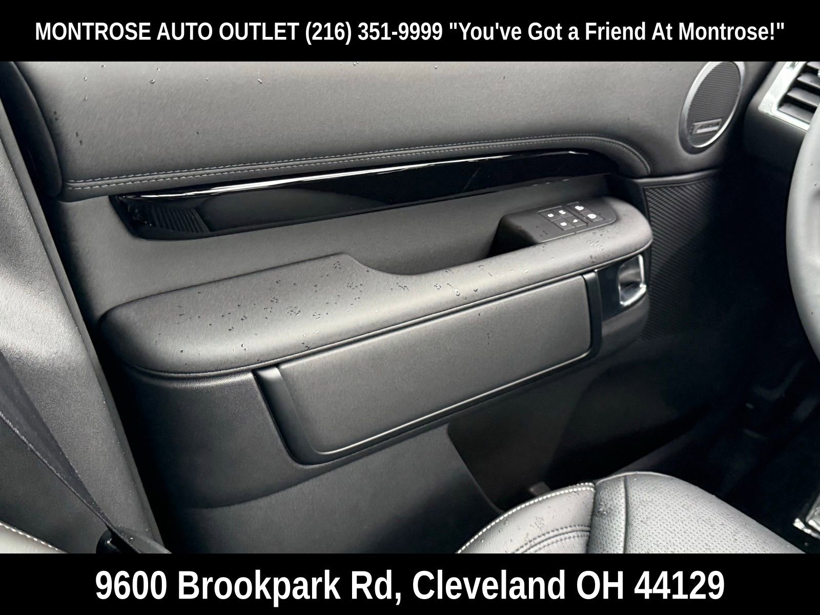 New 2026 Land Rover Discovery S AWD/4WD image 37