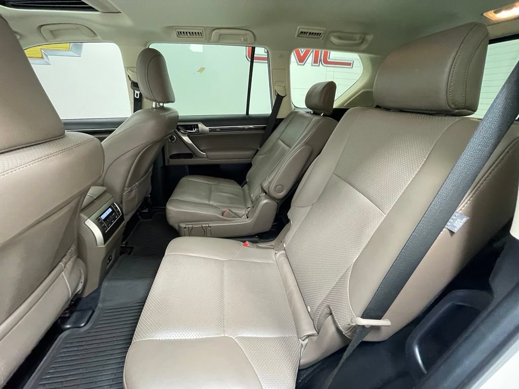 Used 2021 Lexus GX 460 Luxury w/ Sport Design Package AWD/4WD image 12