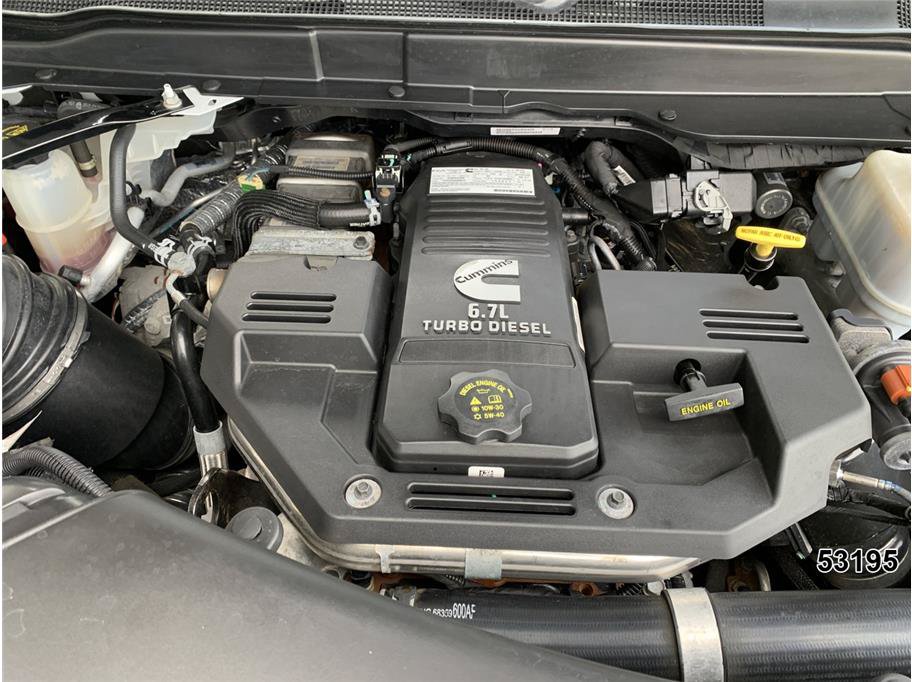 Used 2024 RAM 5500 Tradesman w/ Chrome Appearance Group AWD/4WD image 12