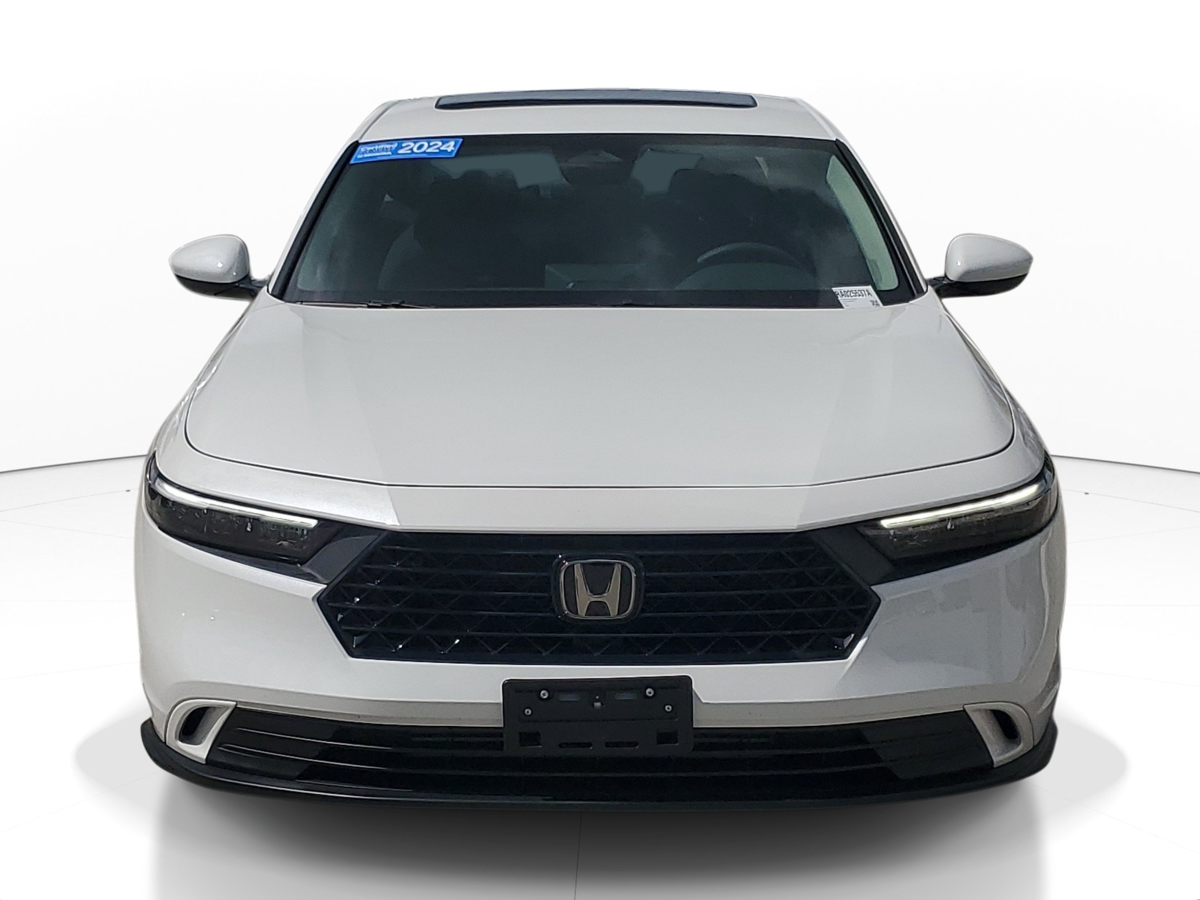 Used 2024 Honda Accord EX image 2