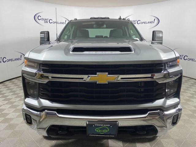 Certified 2024 Chevrolet Silverado 2500 LT w/ Convenience Package AWD/4WD image 9