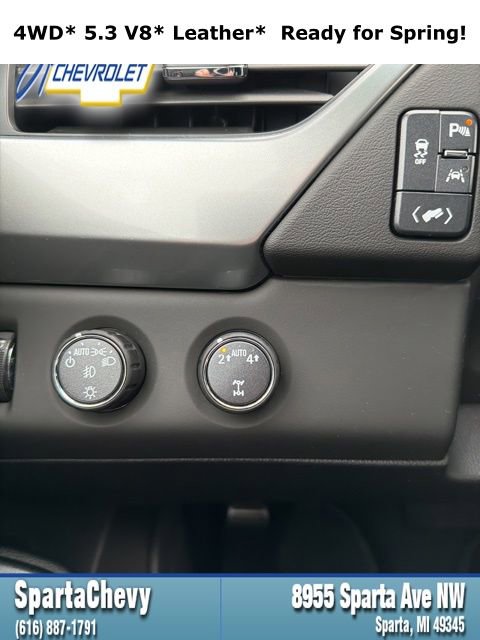 Used 2018 Chevrolet Suburban LT w/ Luxury Package image 25