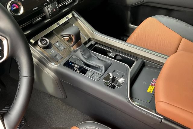 New 2026 Lexus GX 550 AWD/4WD image 8