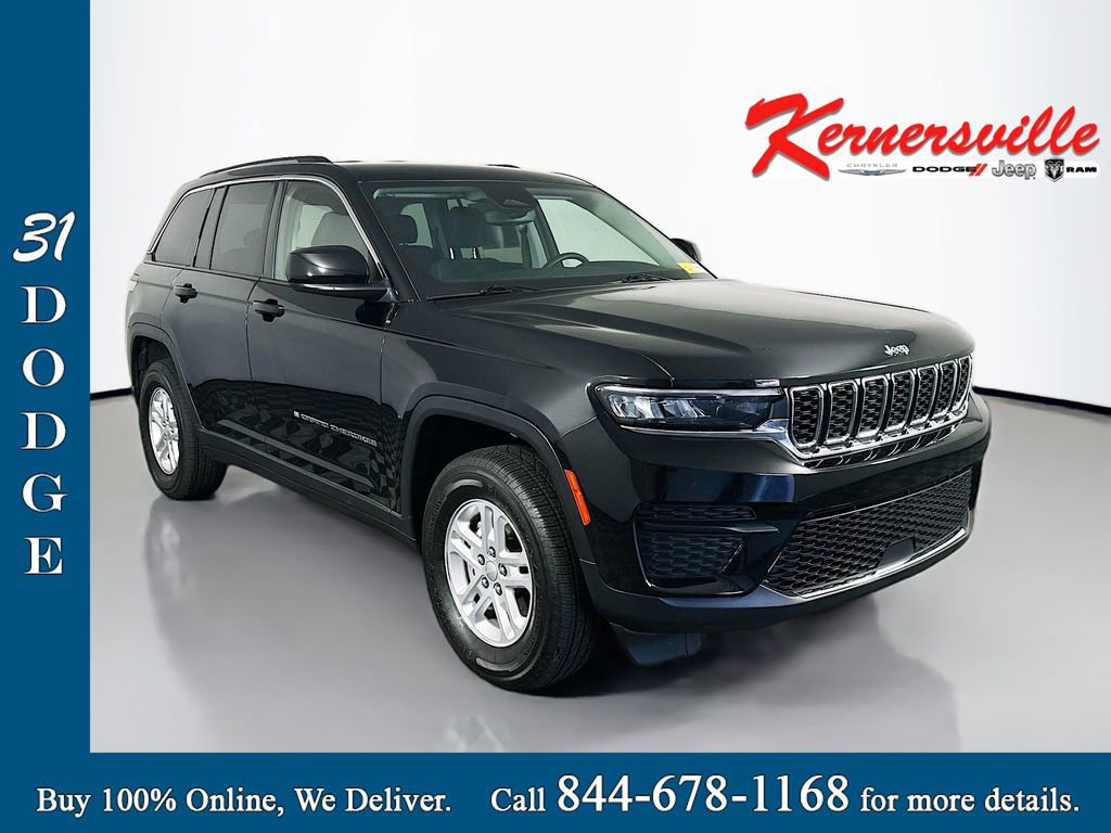 Used 2023 Jeep Grand Cherokee Laredo w/ Luxury Tech Group I