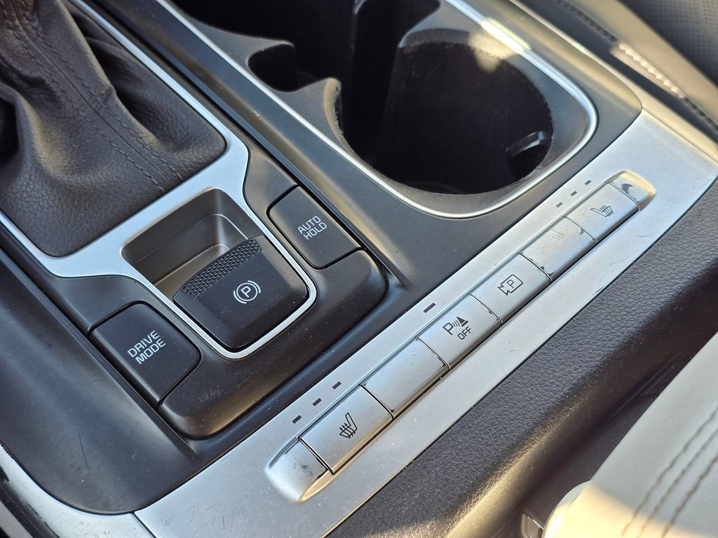 Used 2024 Kia Carnival LX image 30