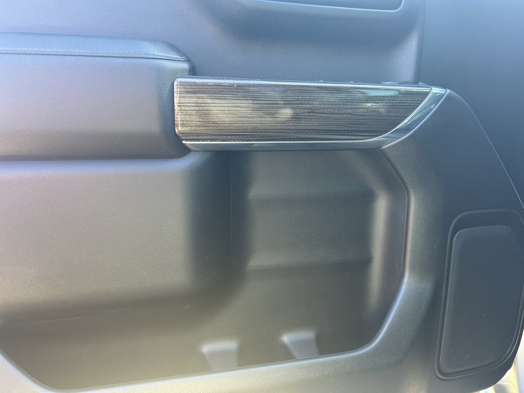 Certified 2022 Chevrolet Silverado 1500 LT Trail Boss w/ Safety Package image 9