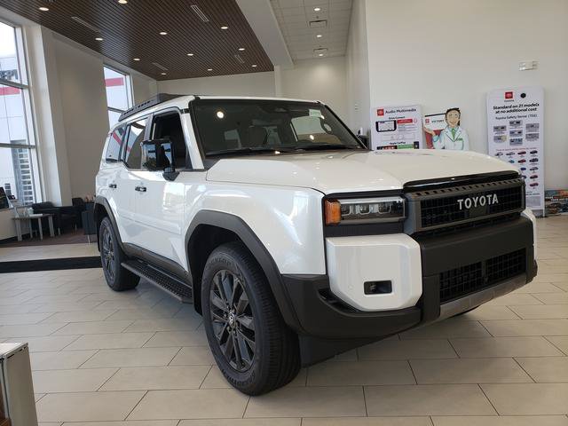 New 2027 Toyota Land Cruiser w/ Premium Package AWD/4WD image 3