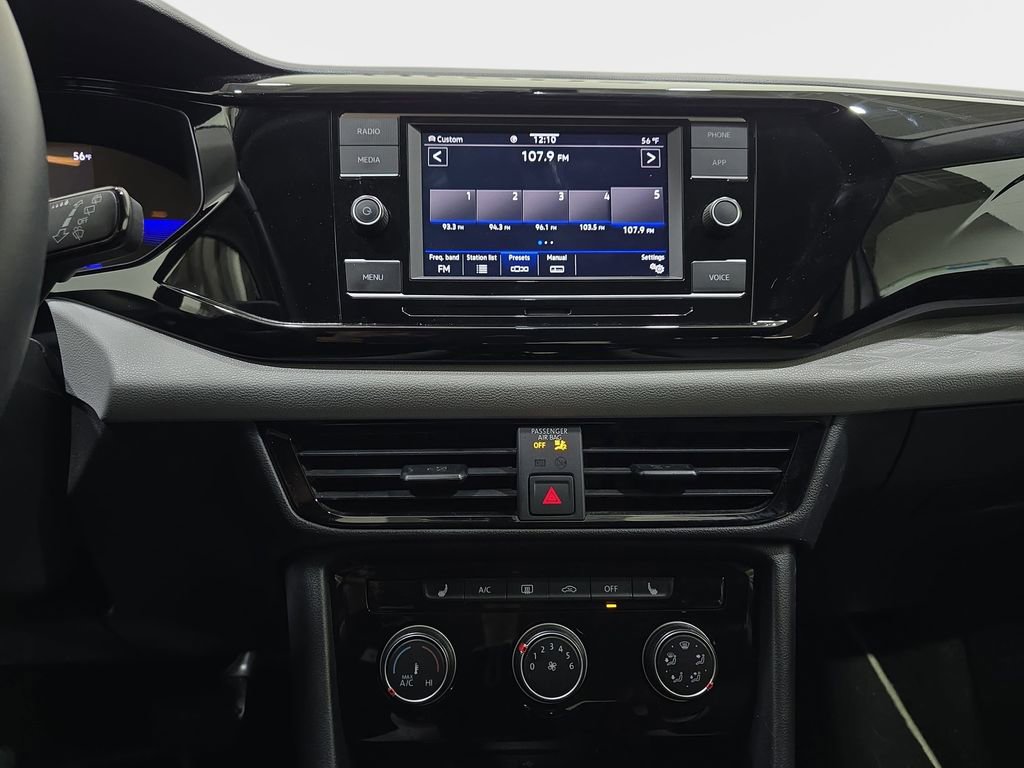 Used 2023 Volkswagen Taos S image 21