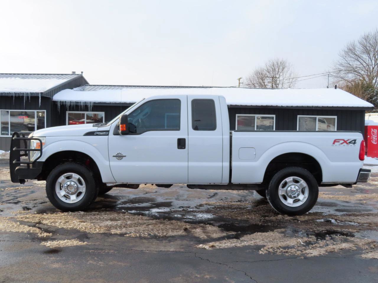 Used 2015 Ford F250 XL w/ Power Equipment Group image 3