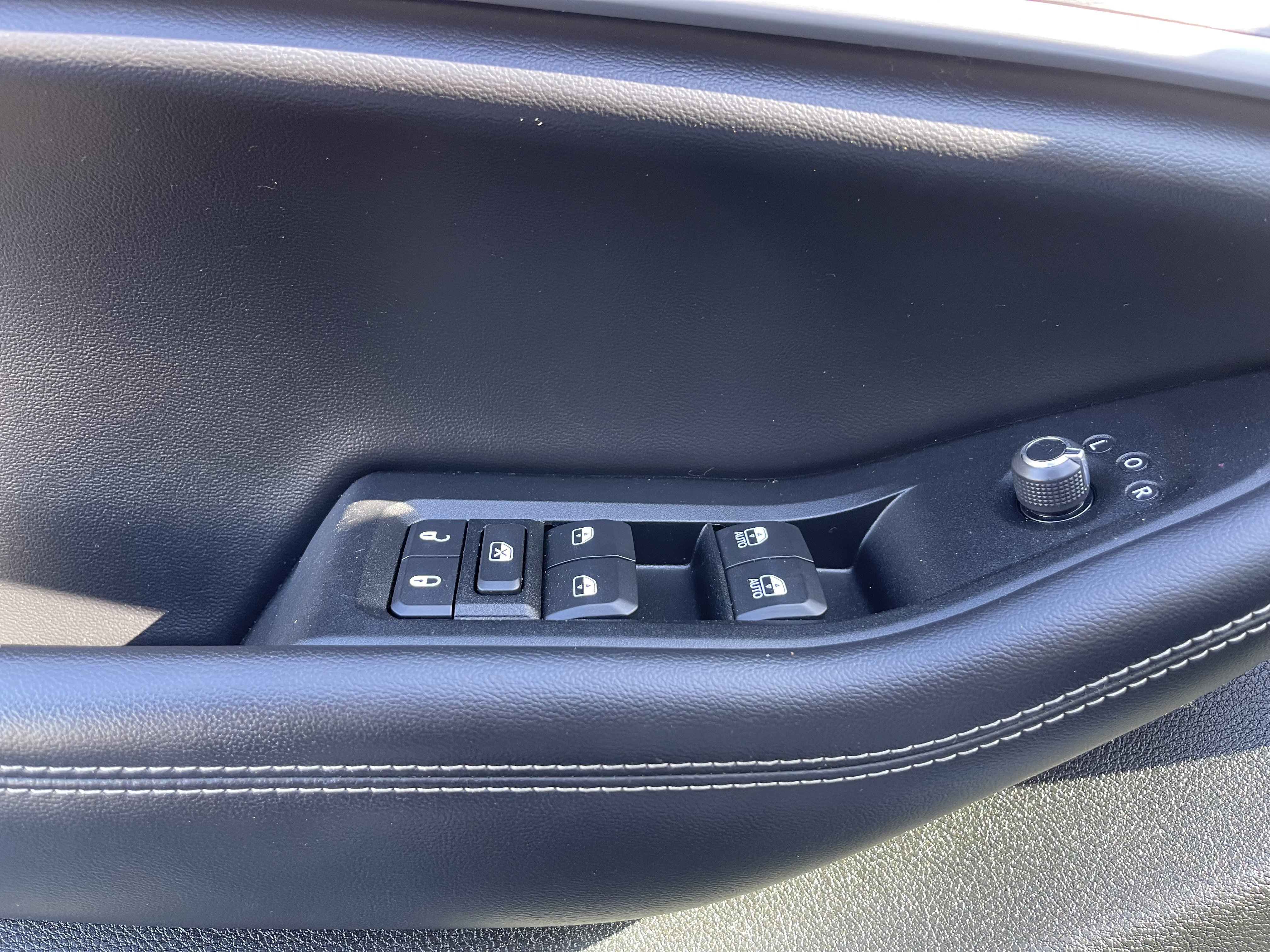 Used 2024 Jeep Grand Cherokee Limited 4xe AWD/4WD image 18