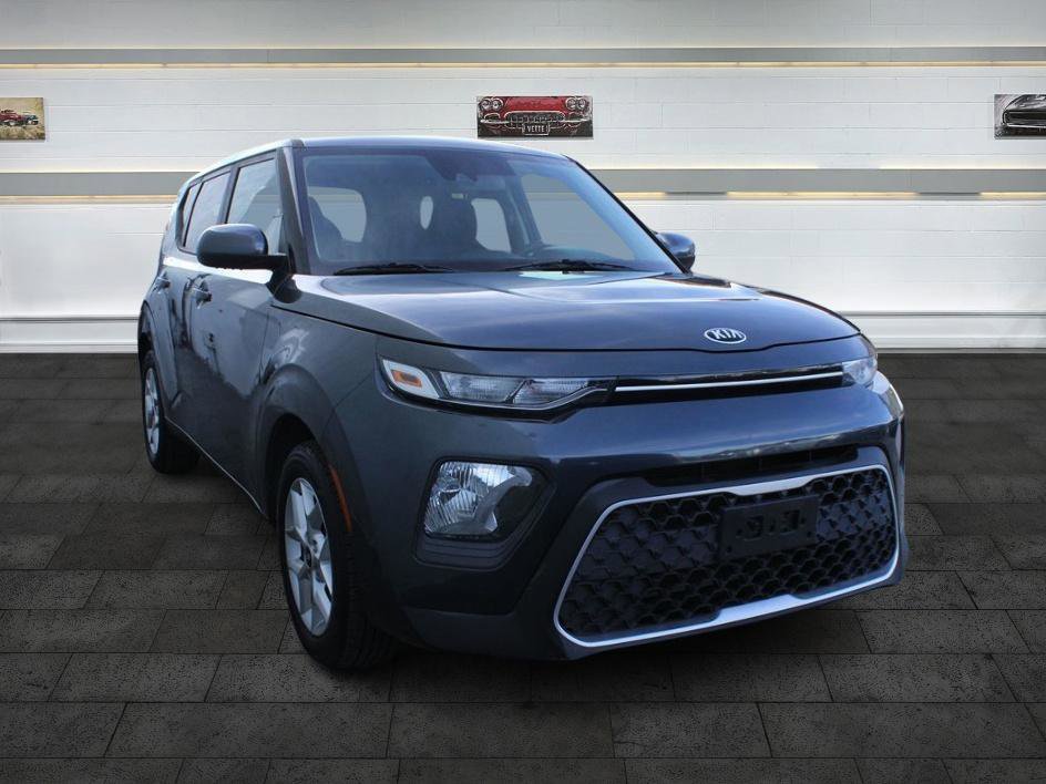 Used 2021 Kia Soul S FWD image 1