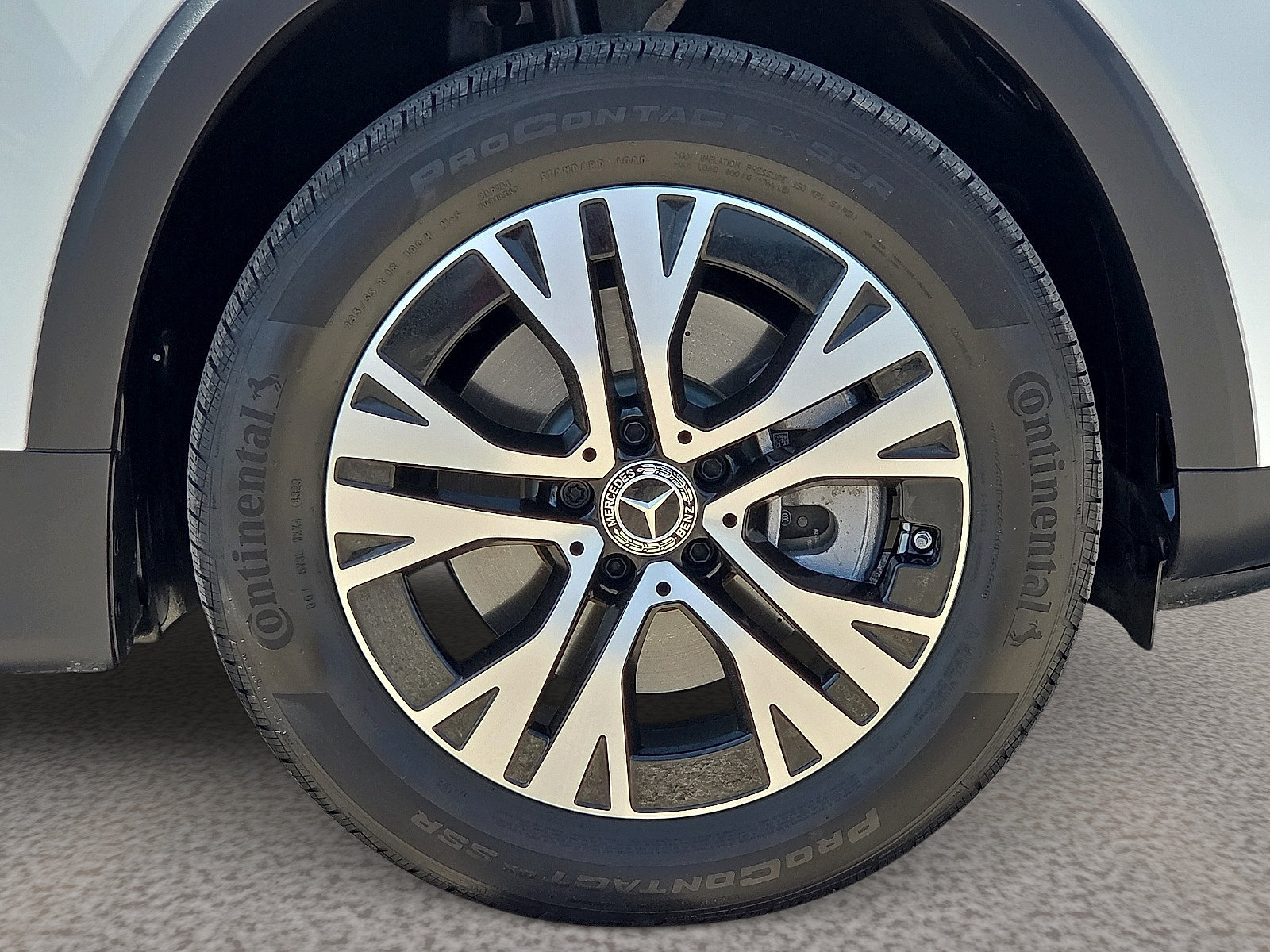 Used 2024 Mercedes-Benz GLB 250 image 7