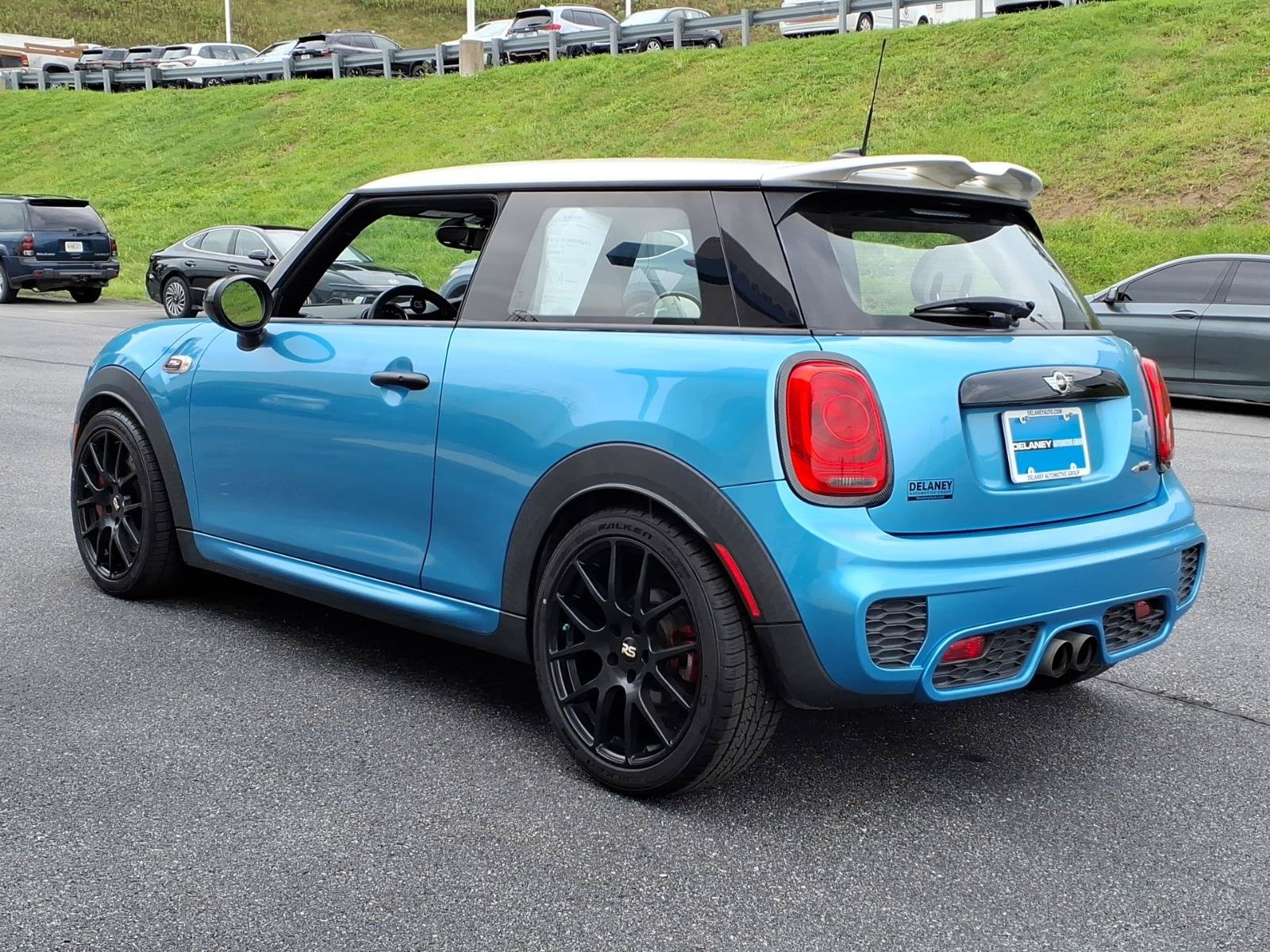Used 2016 MINI Cooper John Cooper Works FWD image 6