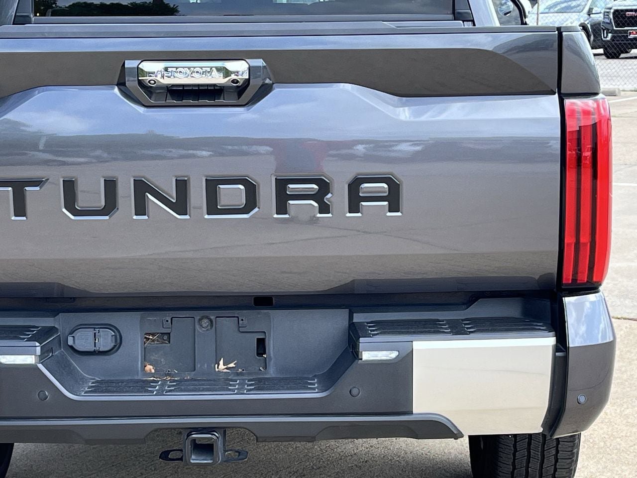 Used 2023 Toyota Tundra Limited w/ Power Package AWD/4WD image 6