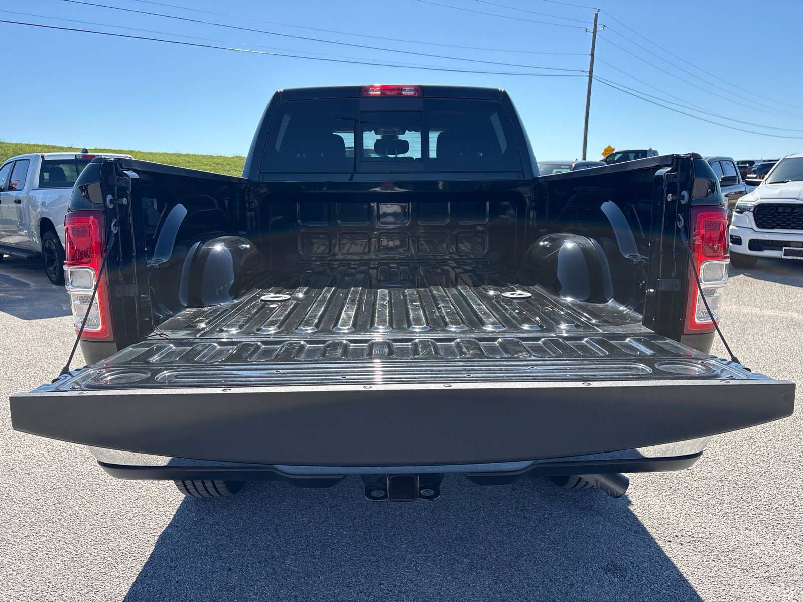 Used 2022 RAM 2500 Tradesman AWD/4WD image 30