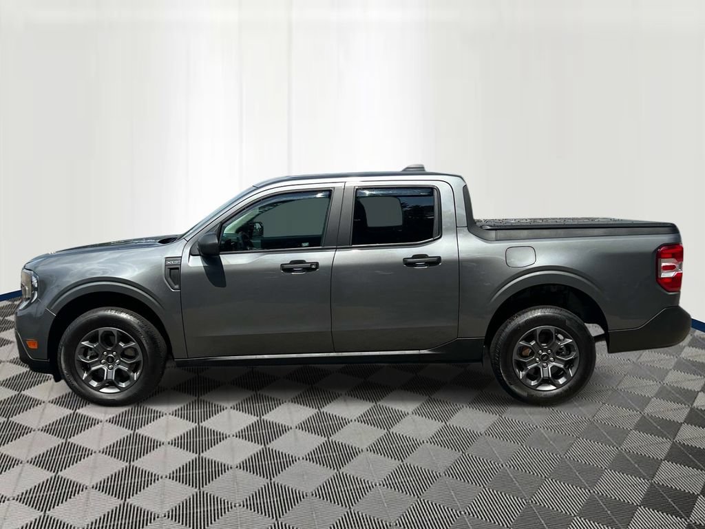 Used 2025 Ford Maverick XLT w/ Equipment Group 302A AWD/4WD image 2