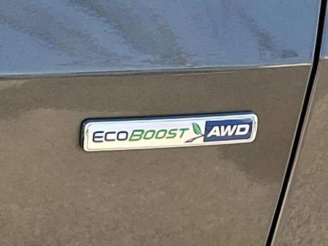 Used 2020 Ford Escape Titanium image 33