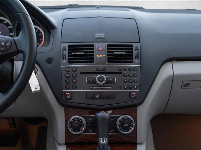 Used 2011 Mercedes-Benz C 300 4MATIC Sedan image 29