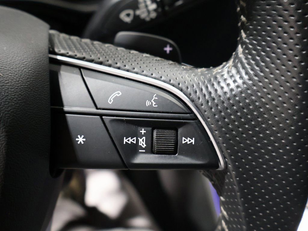 Used 2020 Audi SQ7 Prestige w/ Prestige Package image 38