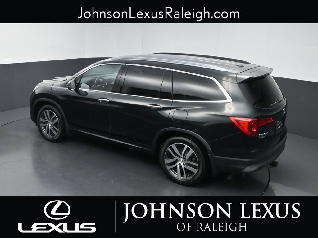 Used 2016 Honda Pilot Touring image 27