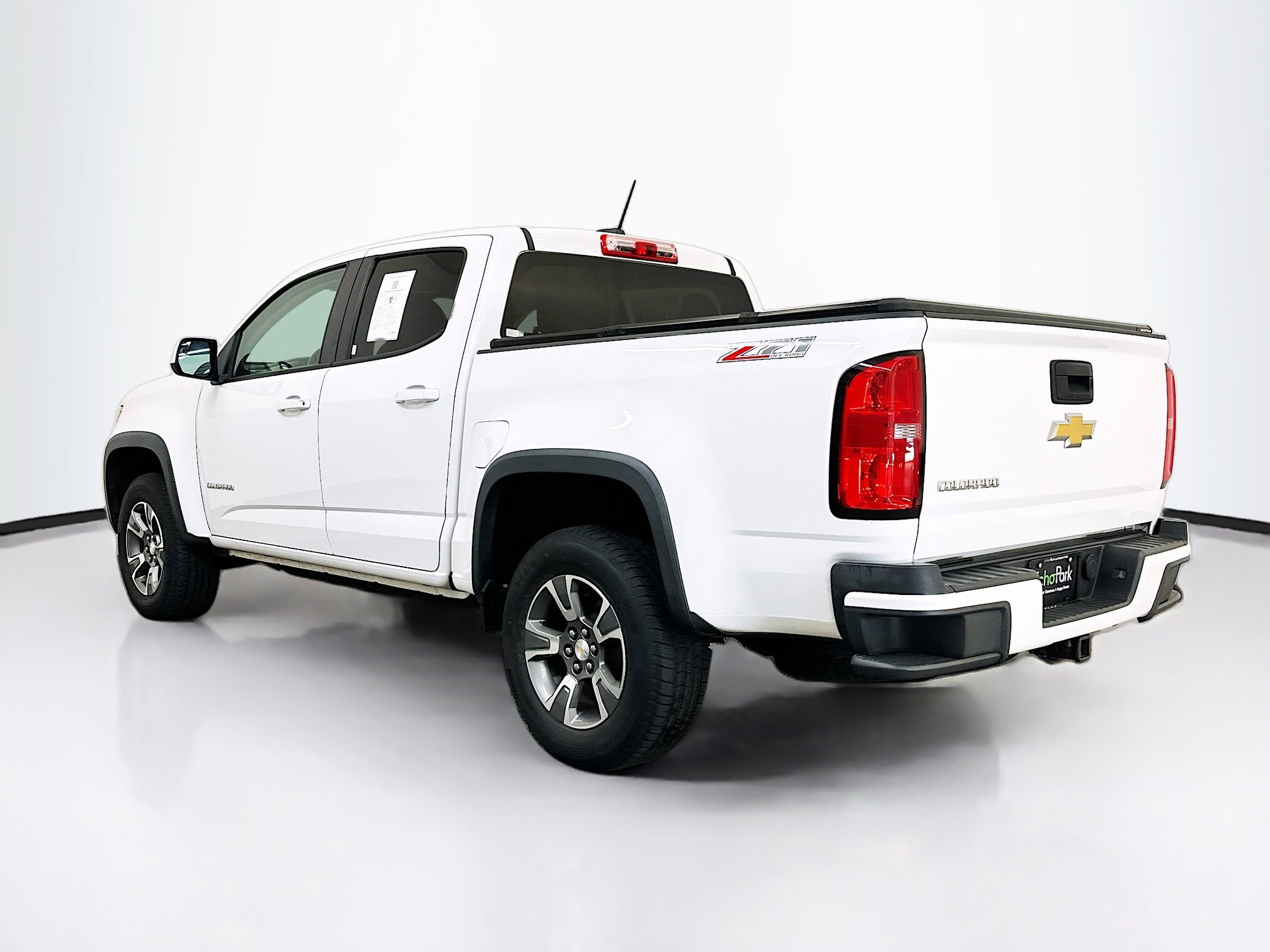 Used 2015 Chevrolet Colorado Z71 AWD/4WD image 5