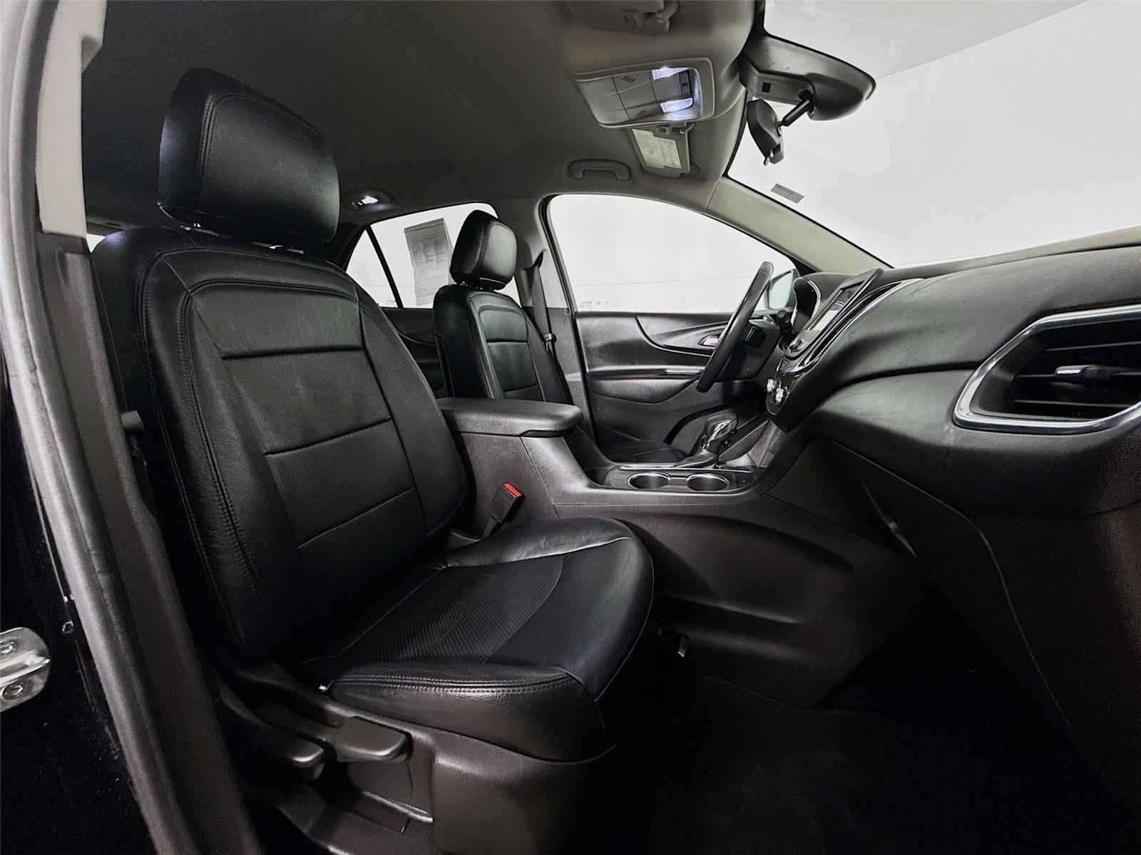 Used 2022 Chevrolet Equinox LT image 28