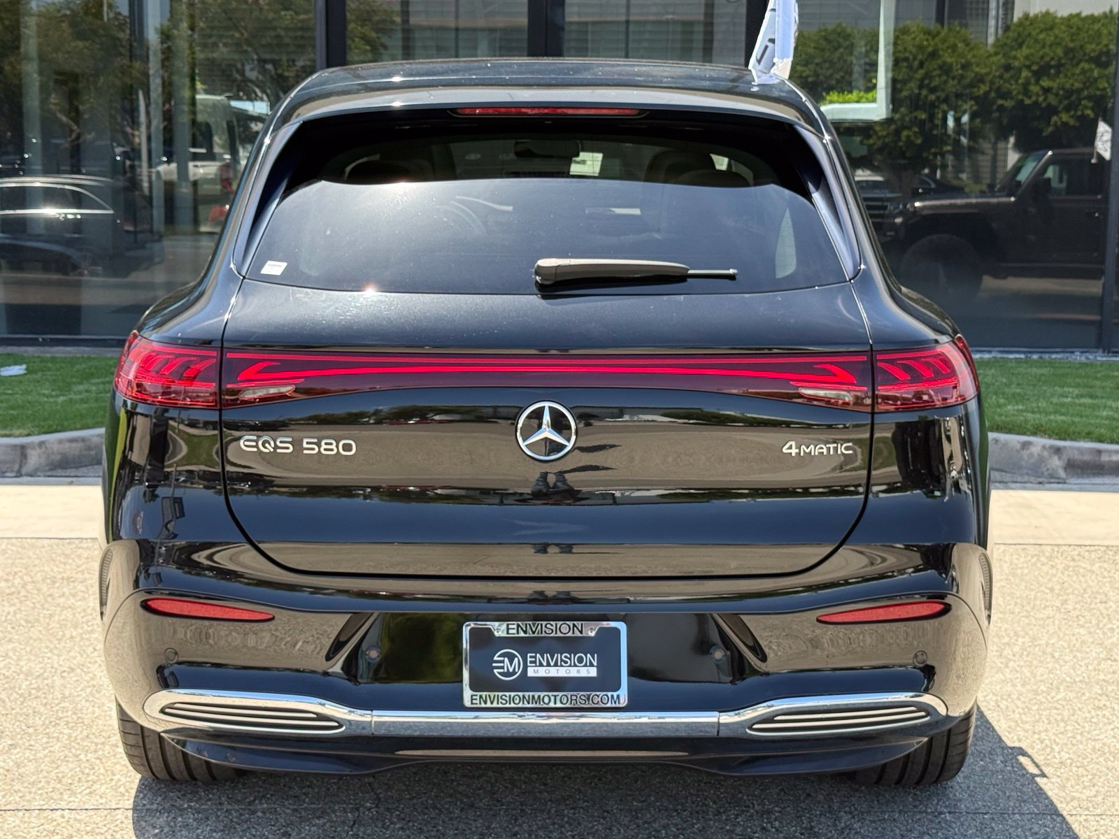 Used 2023 Mercedes-Benz EQS 580 4MATIC SUV image 13
