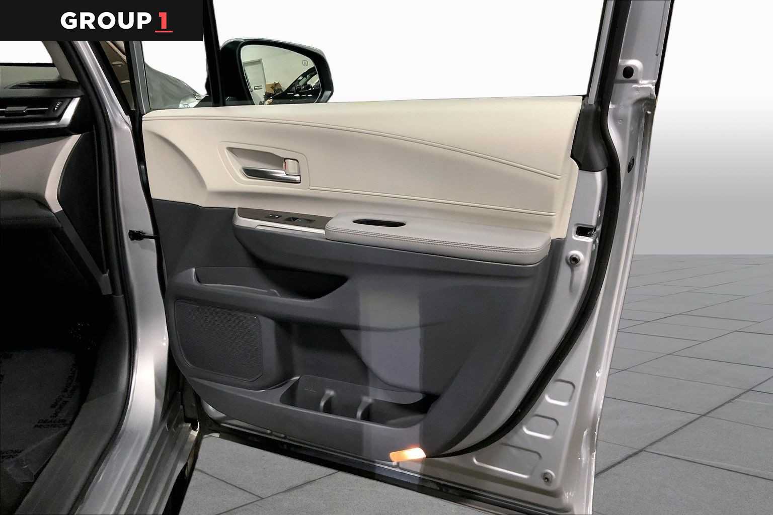 Certified 2024 Toyota Sienna Limited AWD/4WD image 23
