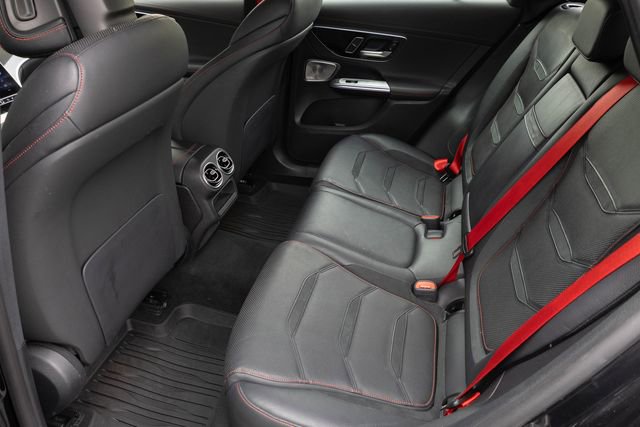 Used 2025 Mercedes-Benz GLC 43 AMG 4MATIC image 17