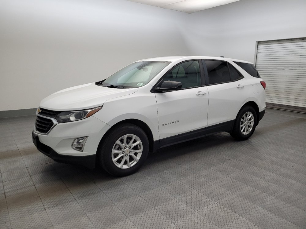 Used 2020 Chevrolet Equinox LS w/ LS Convenience Package AWD/4WD image 2