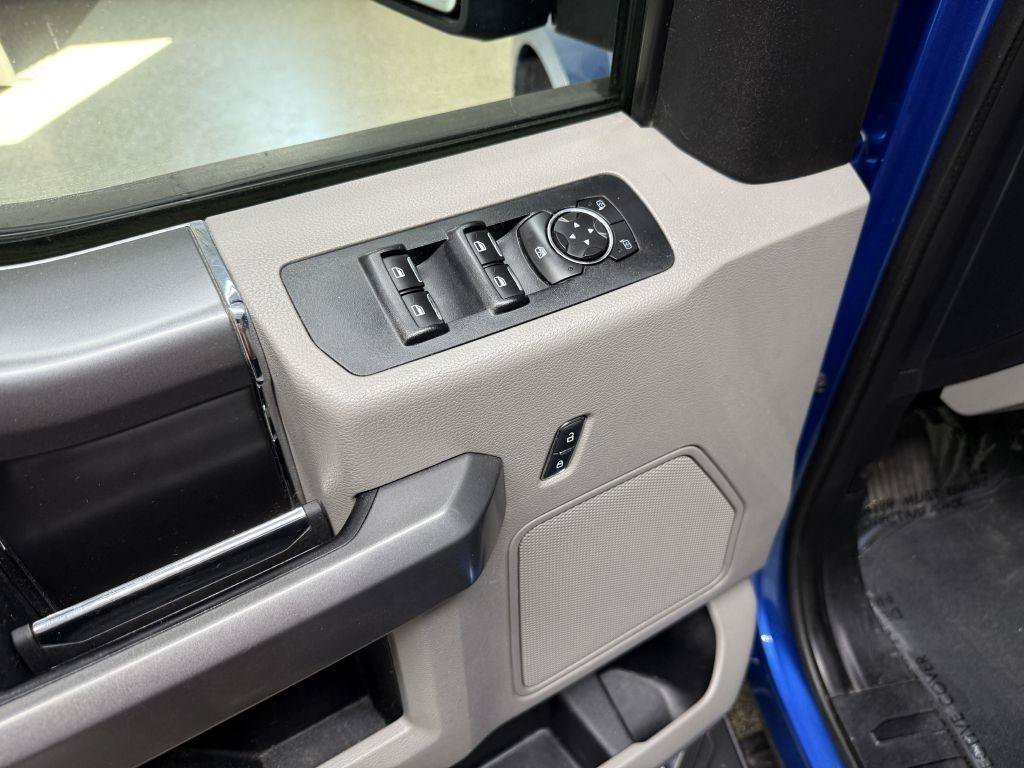 Used 2015 Ford F150 XLT w/ Equipment Group 302A Luxury AWD/4WD image 25