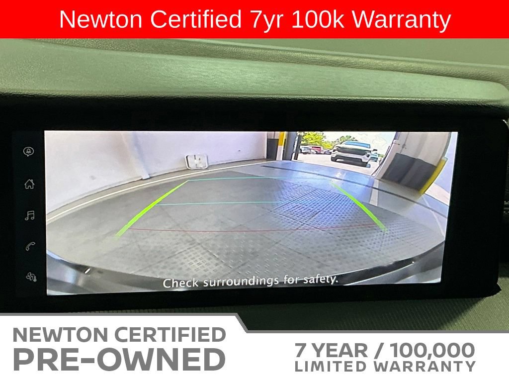 Used 2025 Nissan Murano SV AWD/4WD image 9