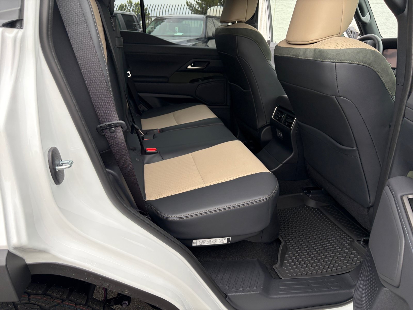 New 2026 Lexus GX 550 AWD/4WD image 18