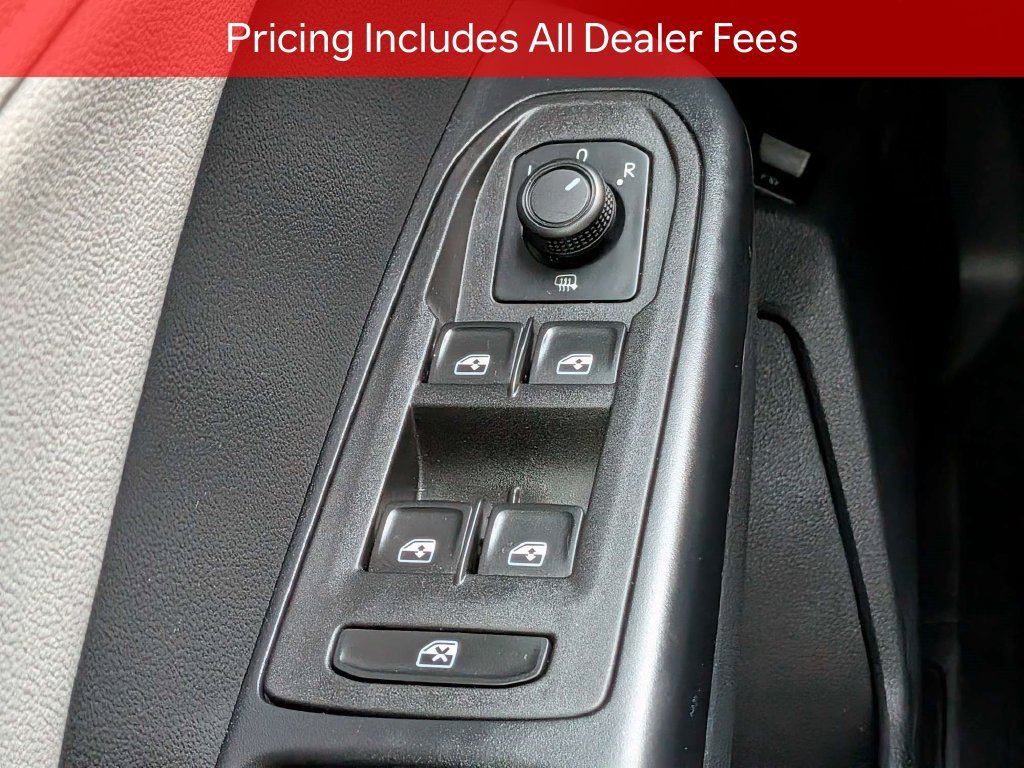 Used 2024 Volkswagen Taos SE FWD image 25