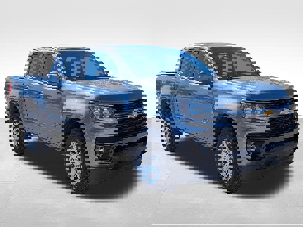 Used 2022 Chevrolet Colorado LT w/ LT Convenience Package image 2