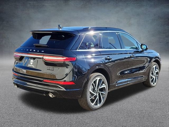 New 2025 Lincoln Corsair Grand Touring w/ Equipment Group 302A image 3