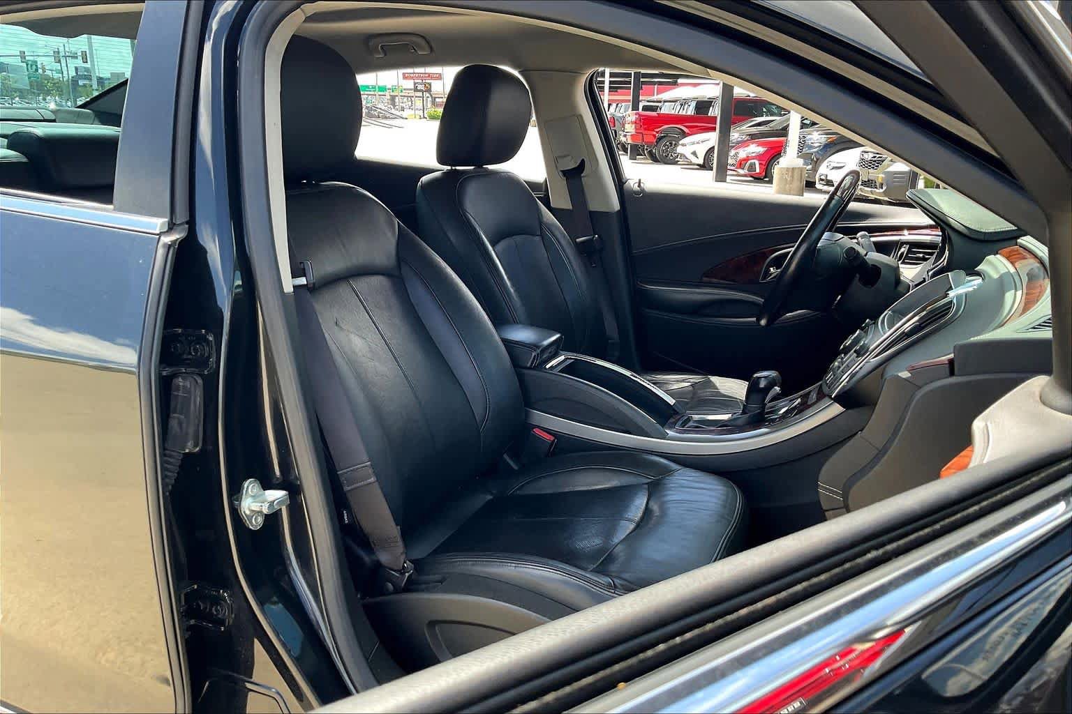 Used 2012 Buick LaCrosse Premium w/ Driver Confidence Package image 8